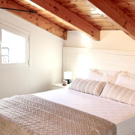 Lightful Attic At Regina Apartments Alykanas  Extérieur photo